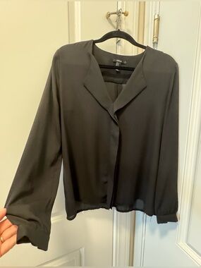Forever 21 Black Top with Label Detail